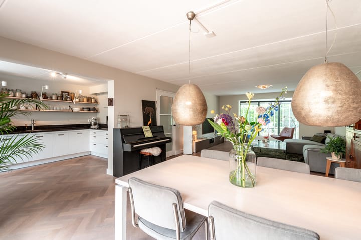 Foto 17 van Elzenstraat 6