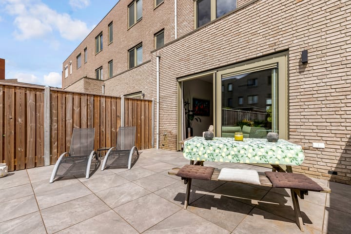 Foto 55 van Cypruskade 12