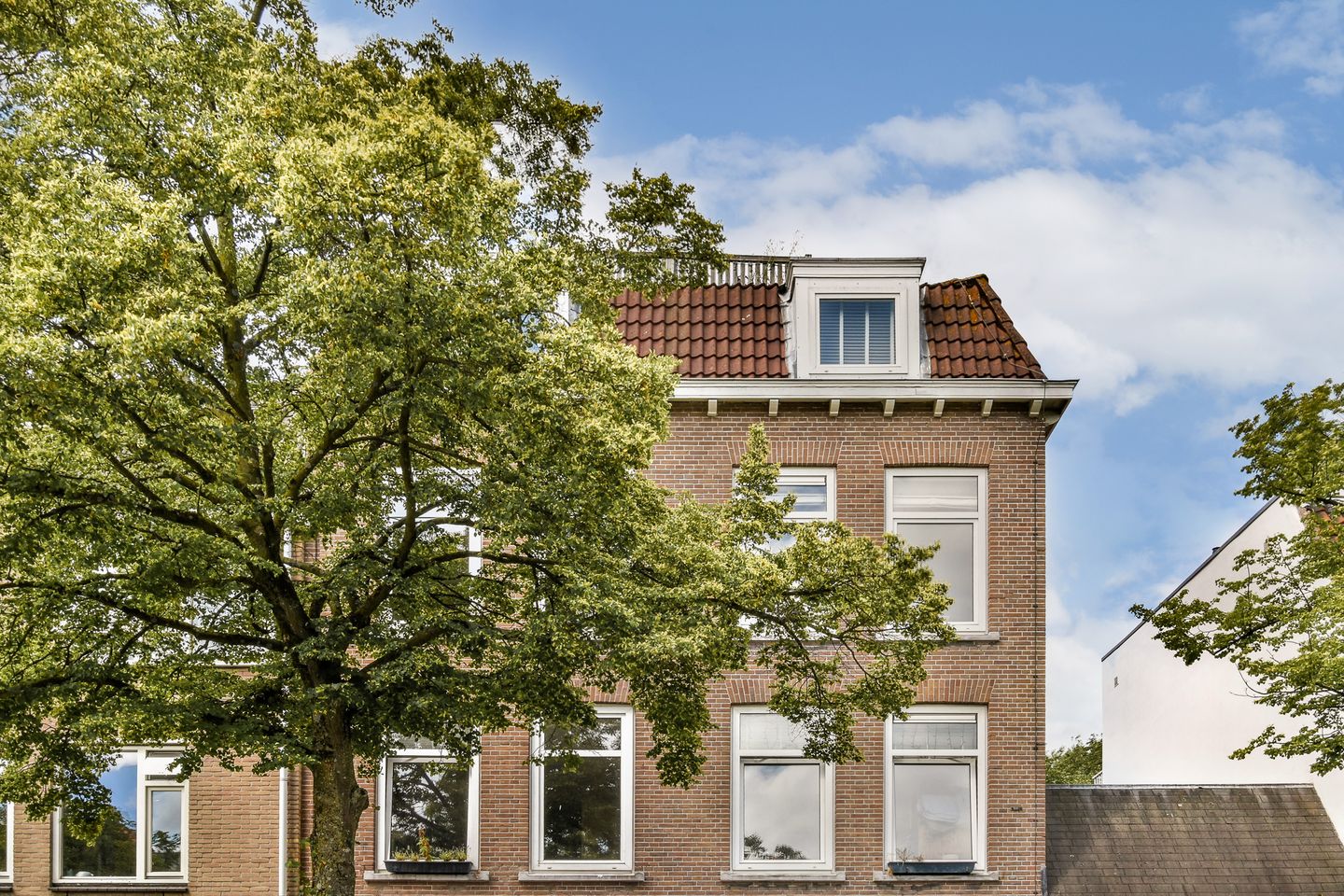 Foto 25 van Sperwerlaan 19-2