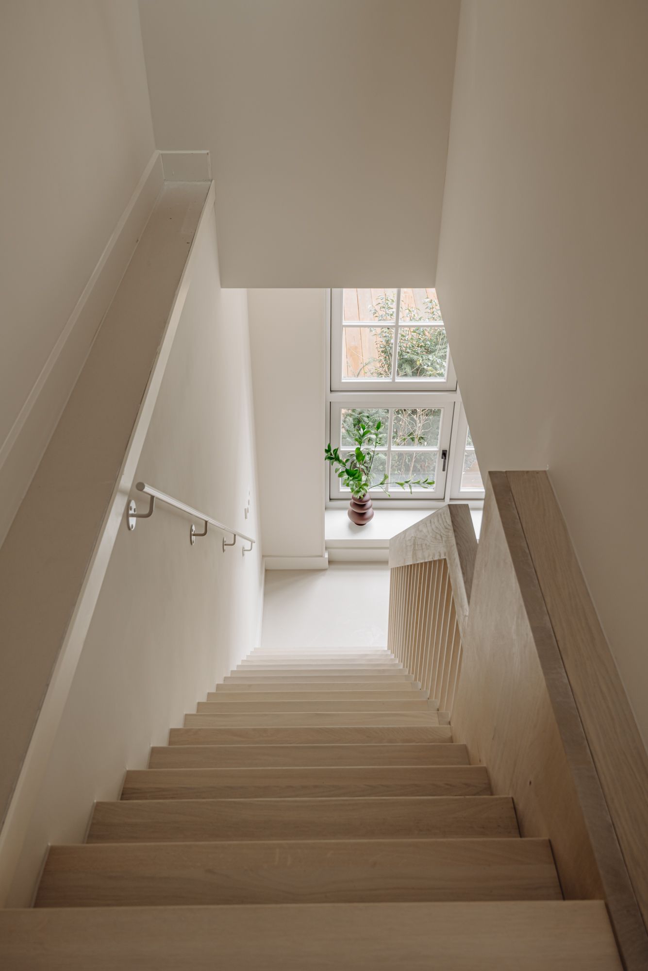 Foto 10 van Filips van Almondestraat 15-C