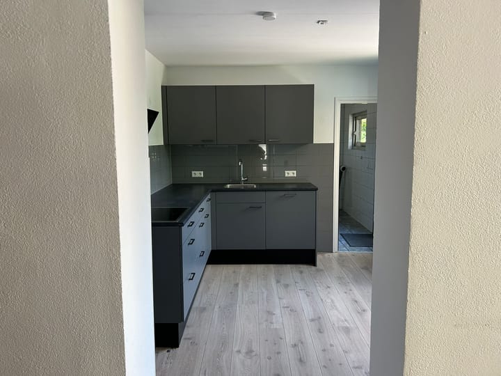 Photo 5 of Noorder Sluisstraat 29