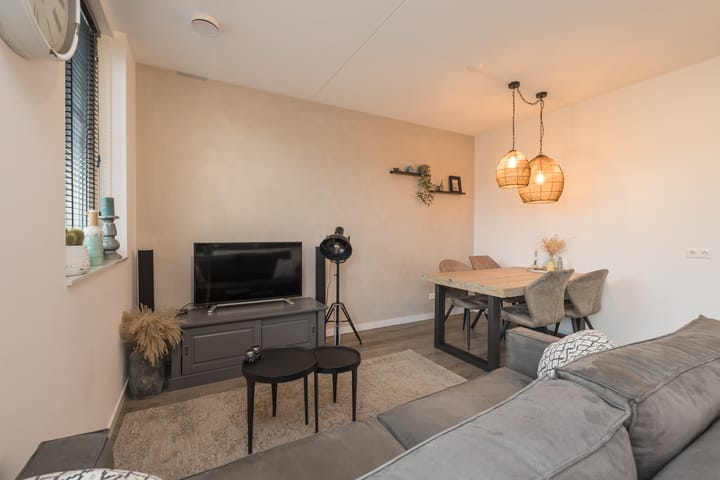 Foto 6 van Ambachtsherenweg 24-A02