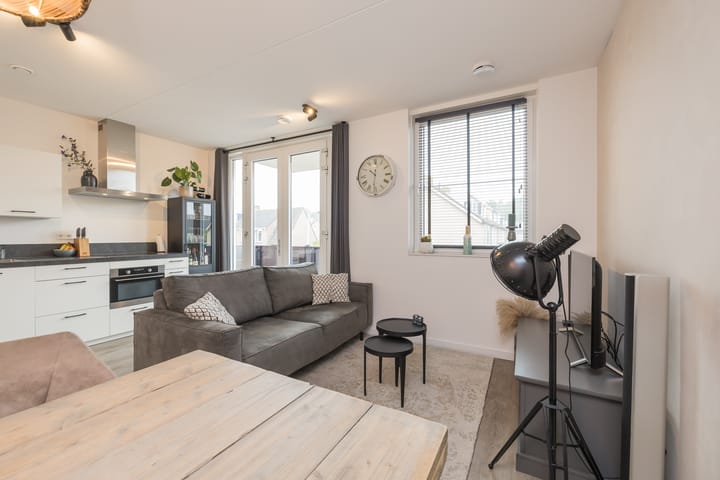 Foto 7 van Ambachtsherenweg 24-A02