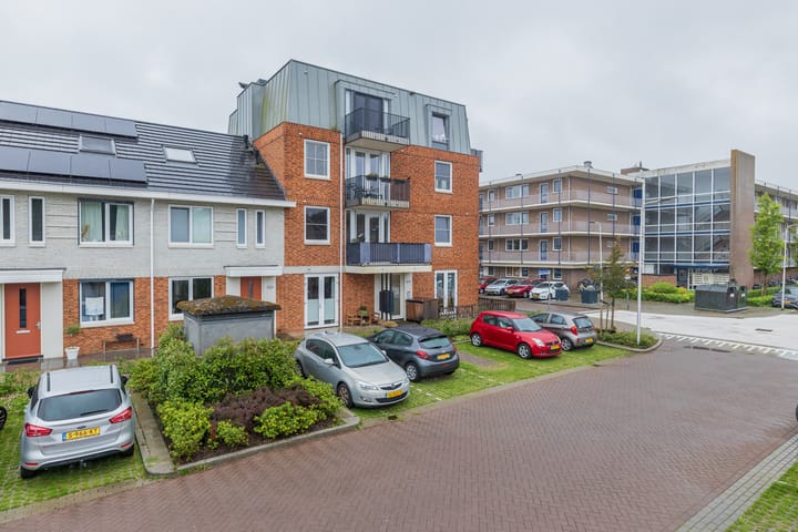 Foto 24 van Ambachtsherenweg 24-A02