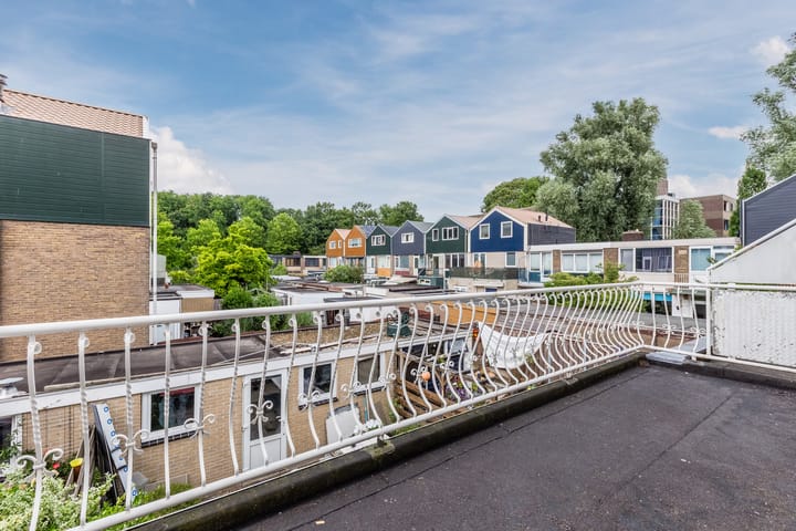 Photo 28 of Perzikkruidweg 35