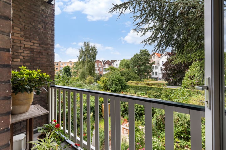 Photo 3 of Breitnerstraat 87-B