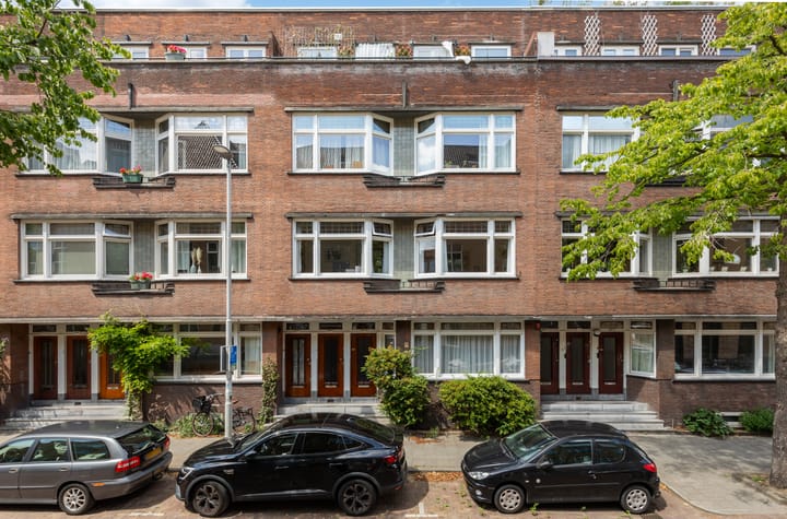 Photo 4 of Breitnerstraat 87-B