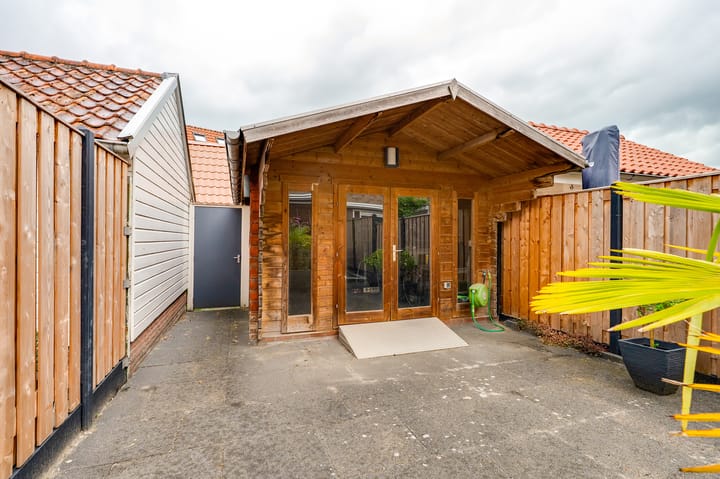 Foto 21 van Vermeerstraat 4