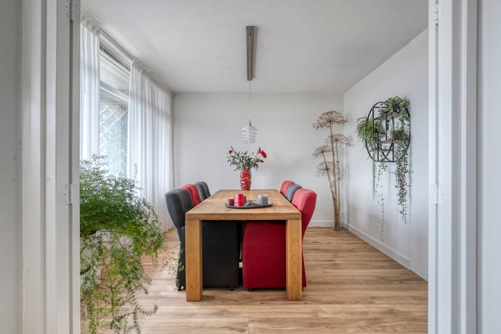 Foto 12 van Joh. Poststraat 121