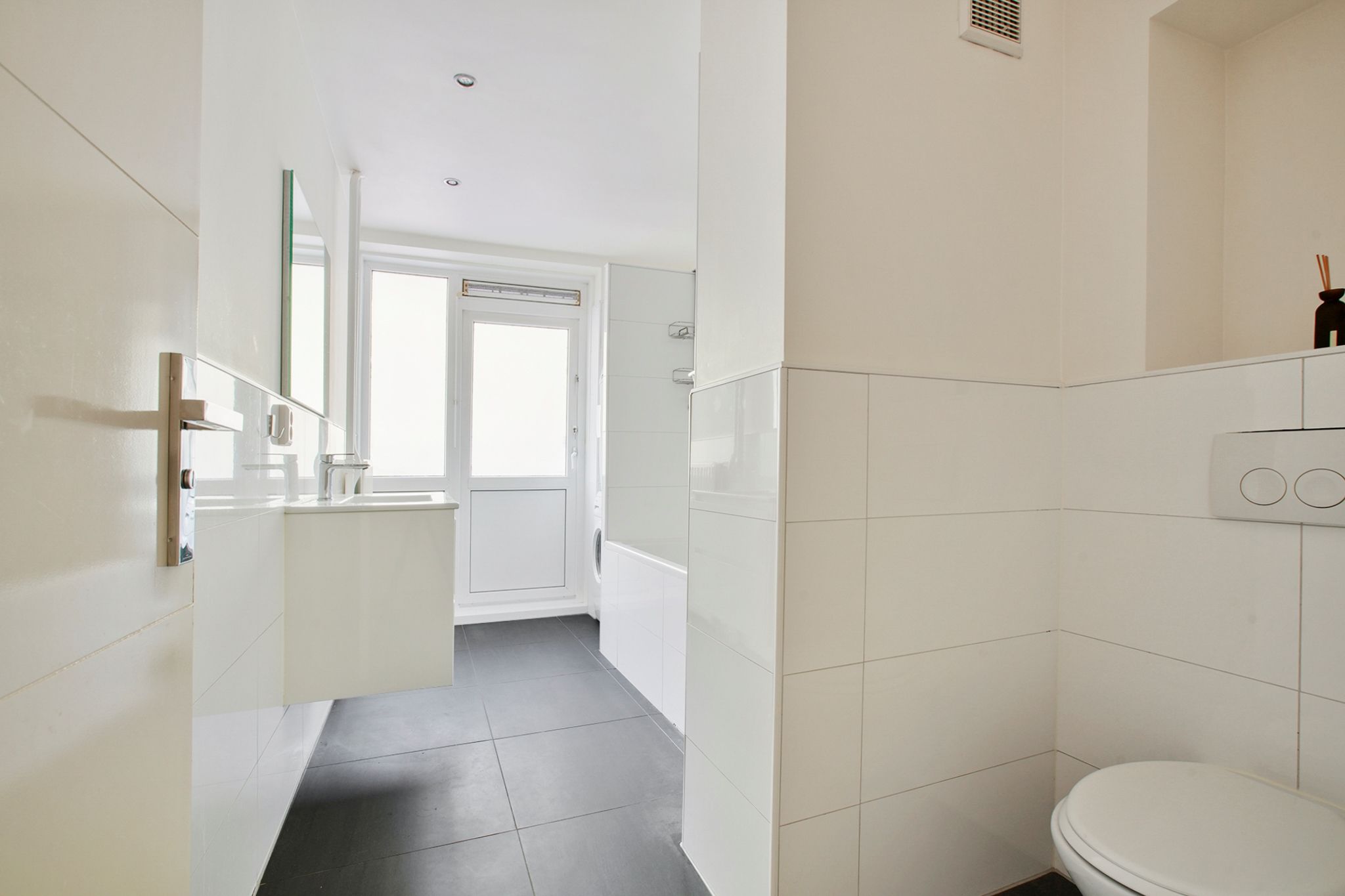 Foto 24 van Van Nijenrodeweg 511