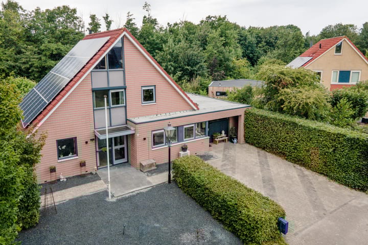 Foto 5 van Meteoorbaan 9