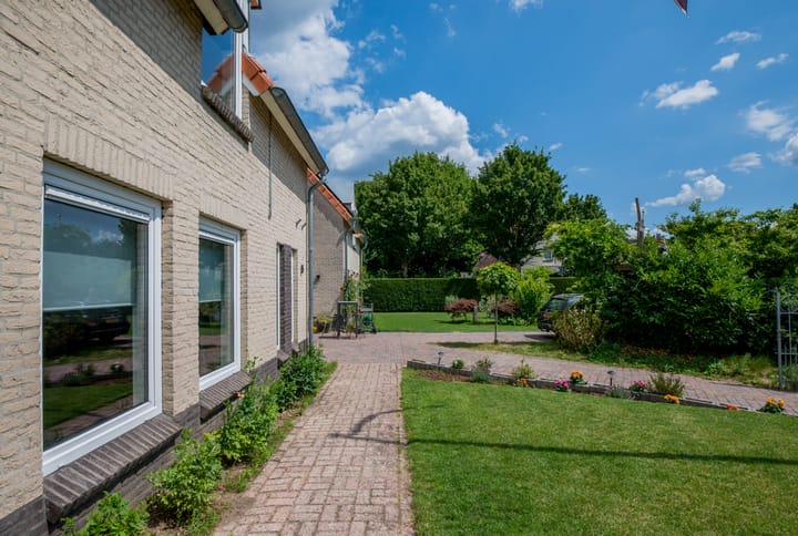 Photo 42 of Dahliaweg 5