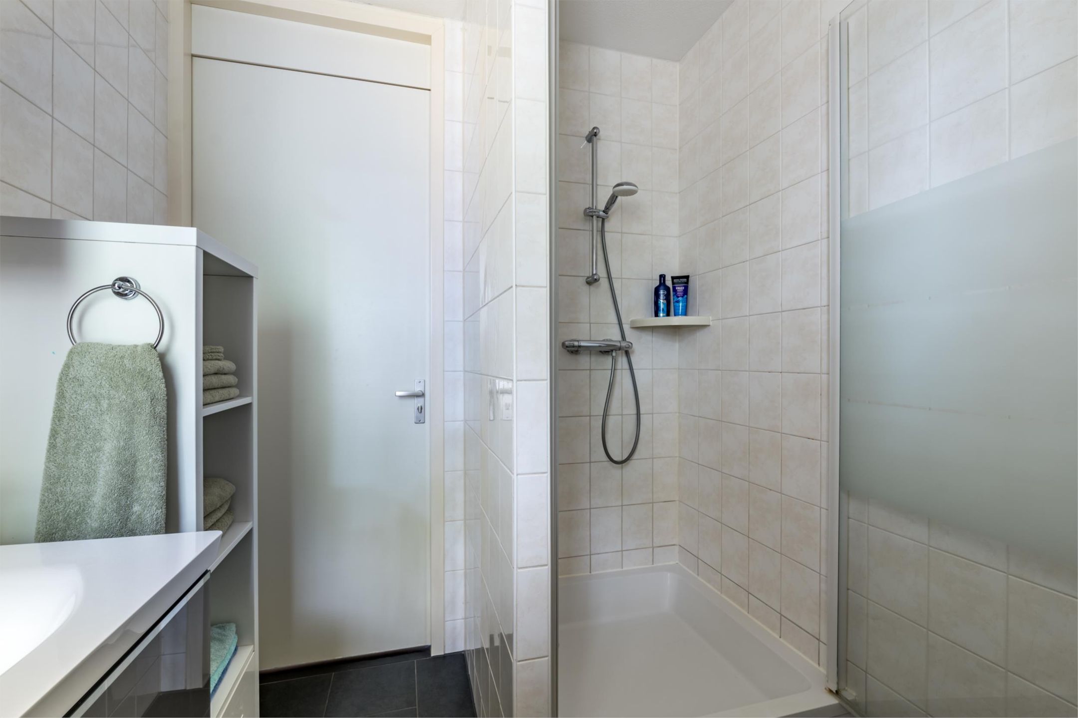 Photo 36 of Dorpshuisweg 42