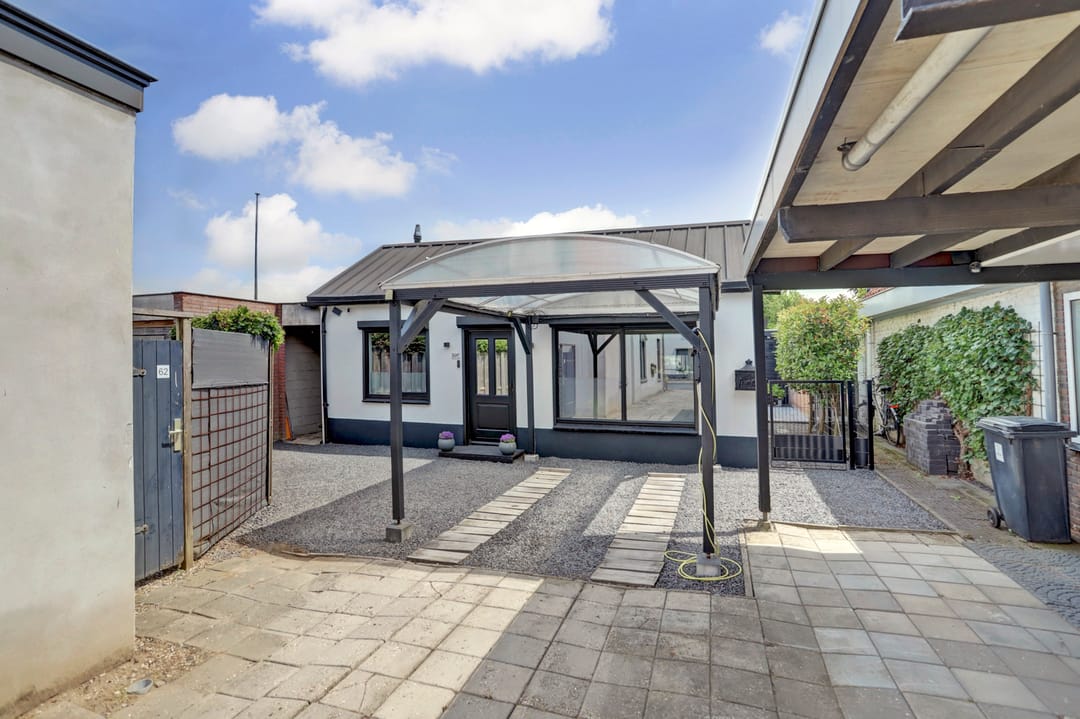 Foto 1 van Dorpstraat 62-A