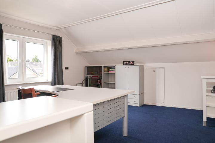 Photo 37 of Brouwersstraat 12