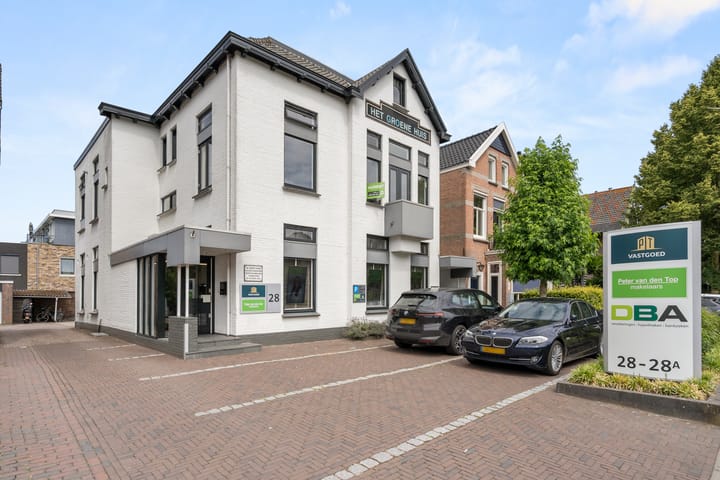Kerkewijk 28, Veenendaal