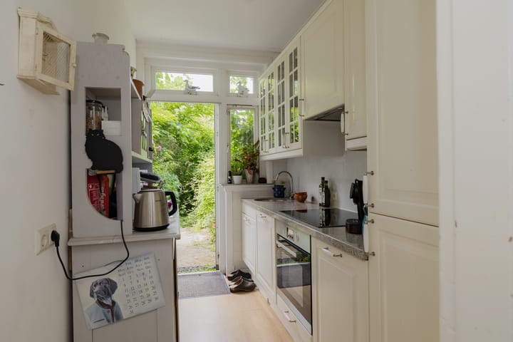 Foto 17 van Bloemendaalsestraatweg 151