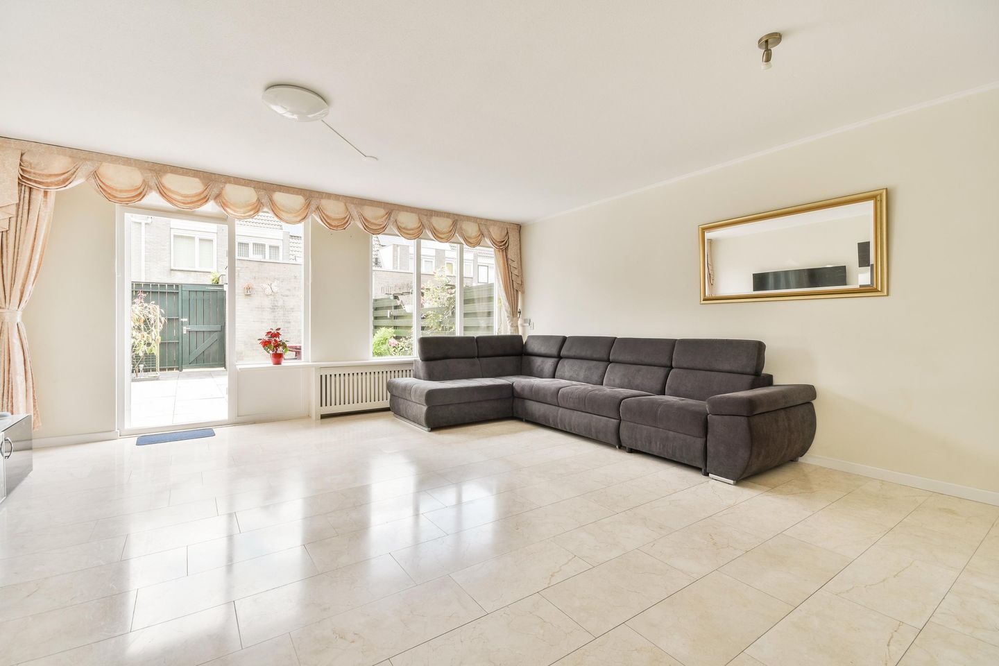 Foto 10 van Hendrikstraat 19