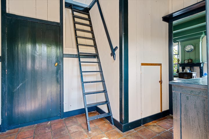 Photo 15 of 't Sou 44