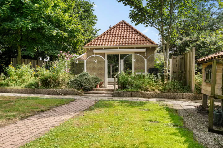 Photo 26 of 't Sou 44