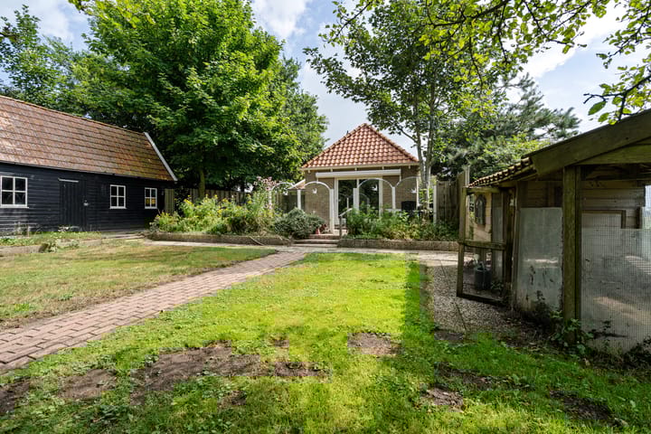 Photo 27 of 't Sou 44