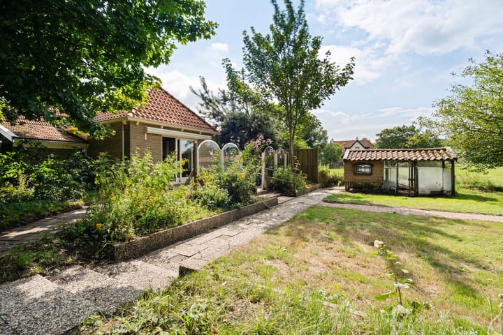 Photo 39 of 't Sou 44