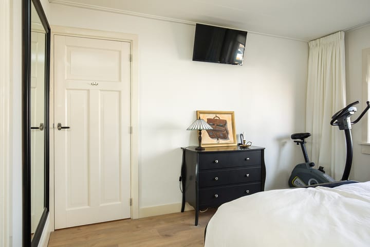 Photo 24 of Kennemerstraatweg 219