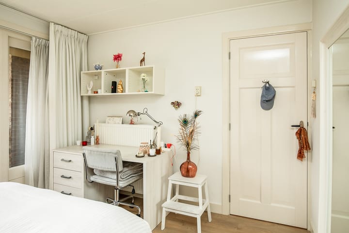 Photo 34 of Kennemerstraatweg 219