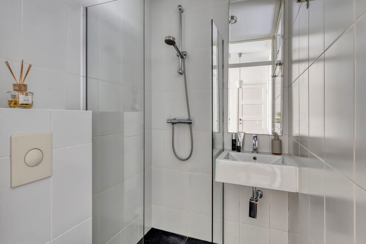 Foto 14 van Vogelenzangstraat 16-H