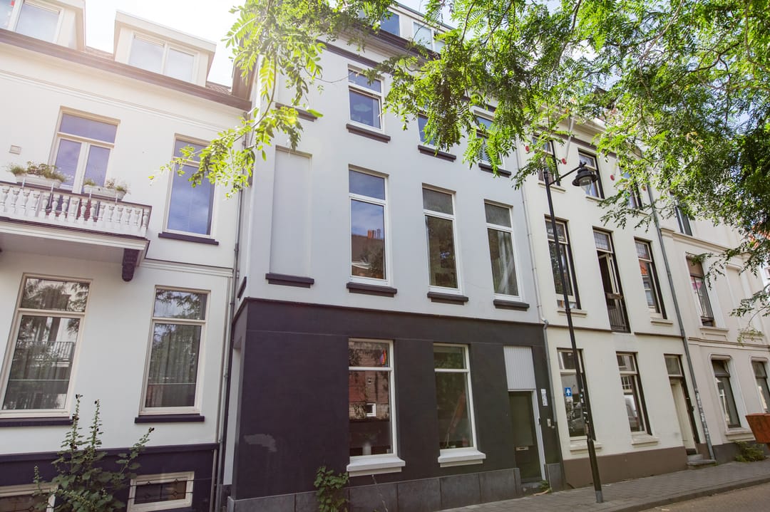 Foto 1 van Emmastraat 4-2