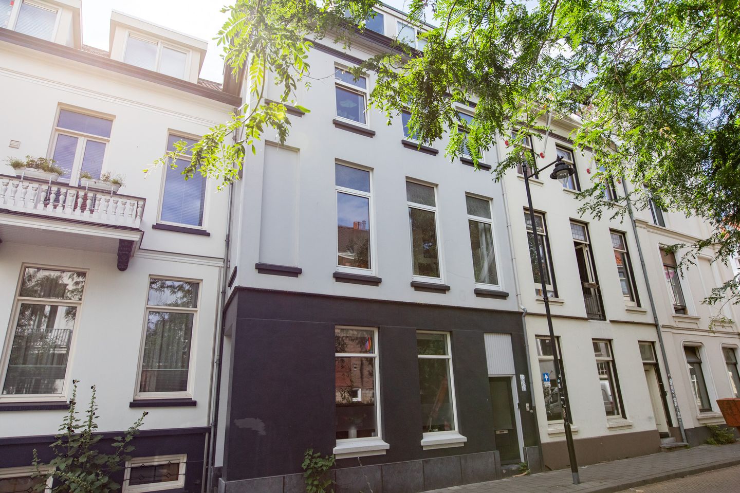 Foto 5 van Emmastraat 4-2
