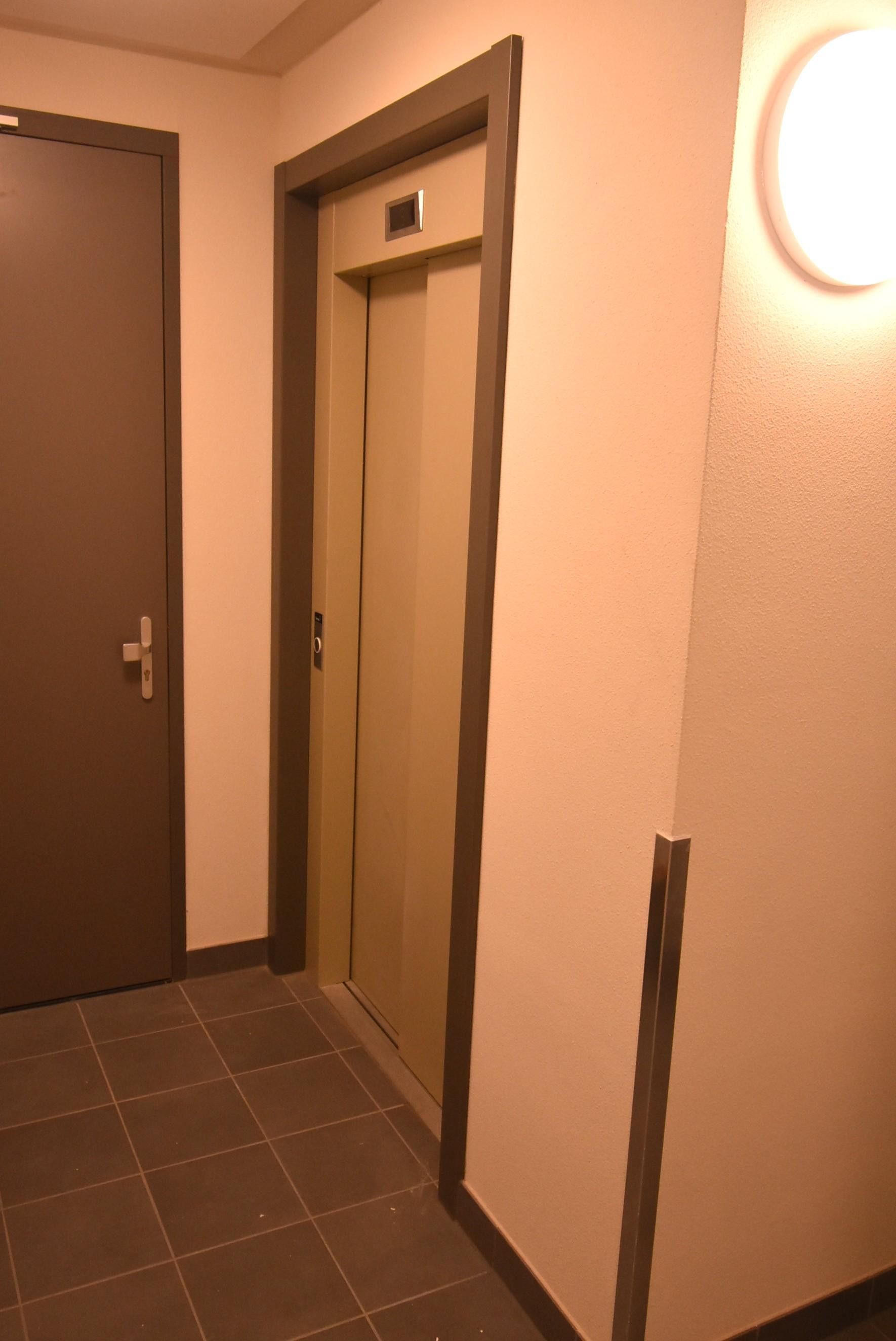 Photo 21 of Fluwijn 525