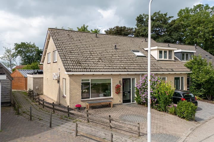 Photo 1 of De Kampen 32