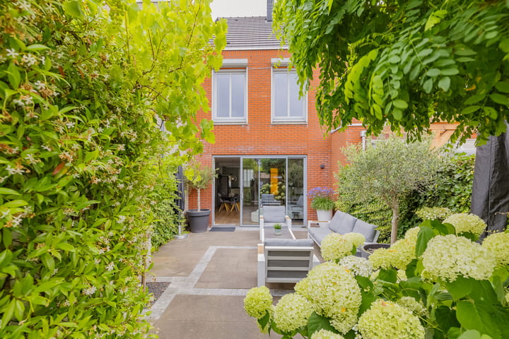 Photo 43 of Zilverstein 16