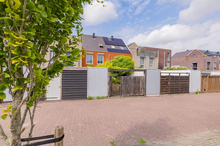 Photo 45 of Zilverstein 16