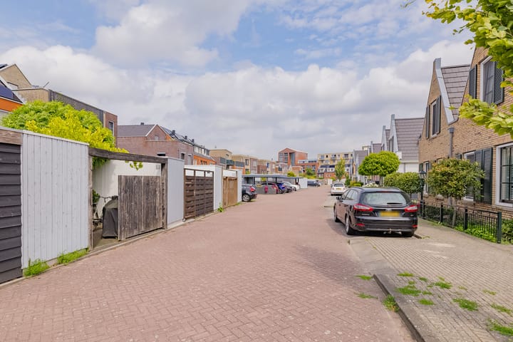 Photo 46 of Zilverstein 16