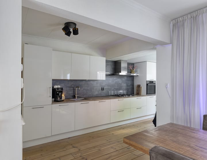 Foto 10 van Julianastraat 10