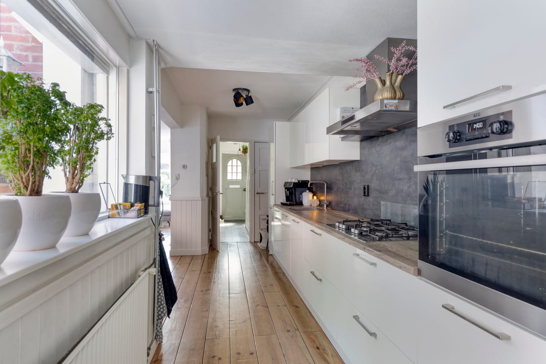 Foto 11 van Julianastraat 10