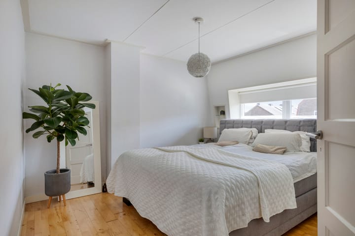 Foto 19 van Julianastraat 10