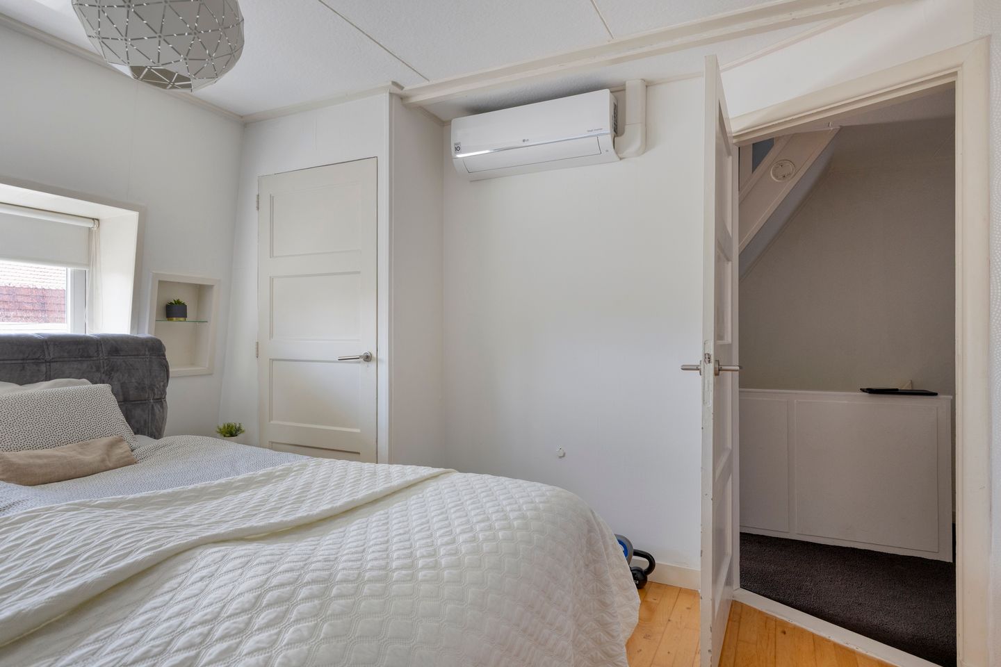 Foto 20 van Julianastraat 10