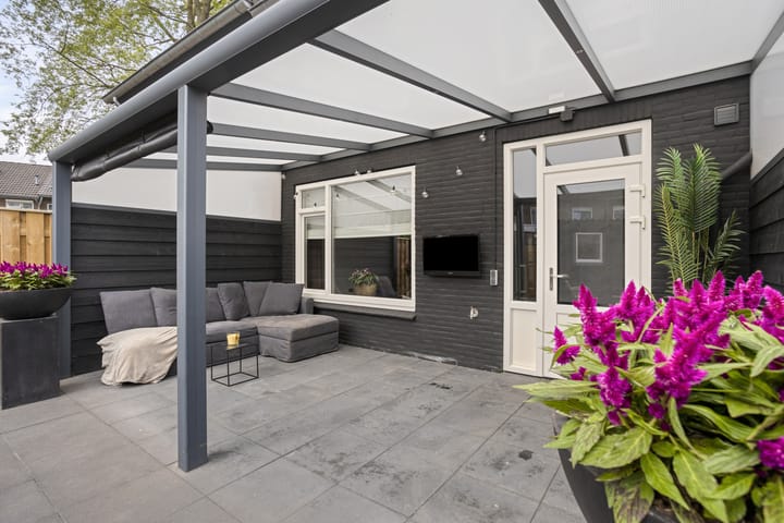 Photo 39 of Uranusstraat 26