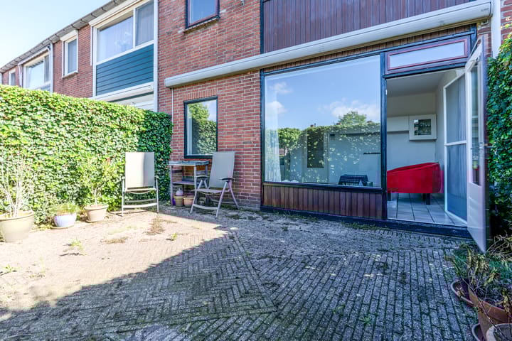 Foto 32 van Oranjestraat 15