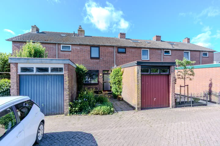 Foto 39 van Oranjestraat 15