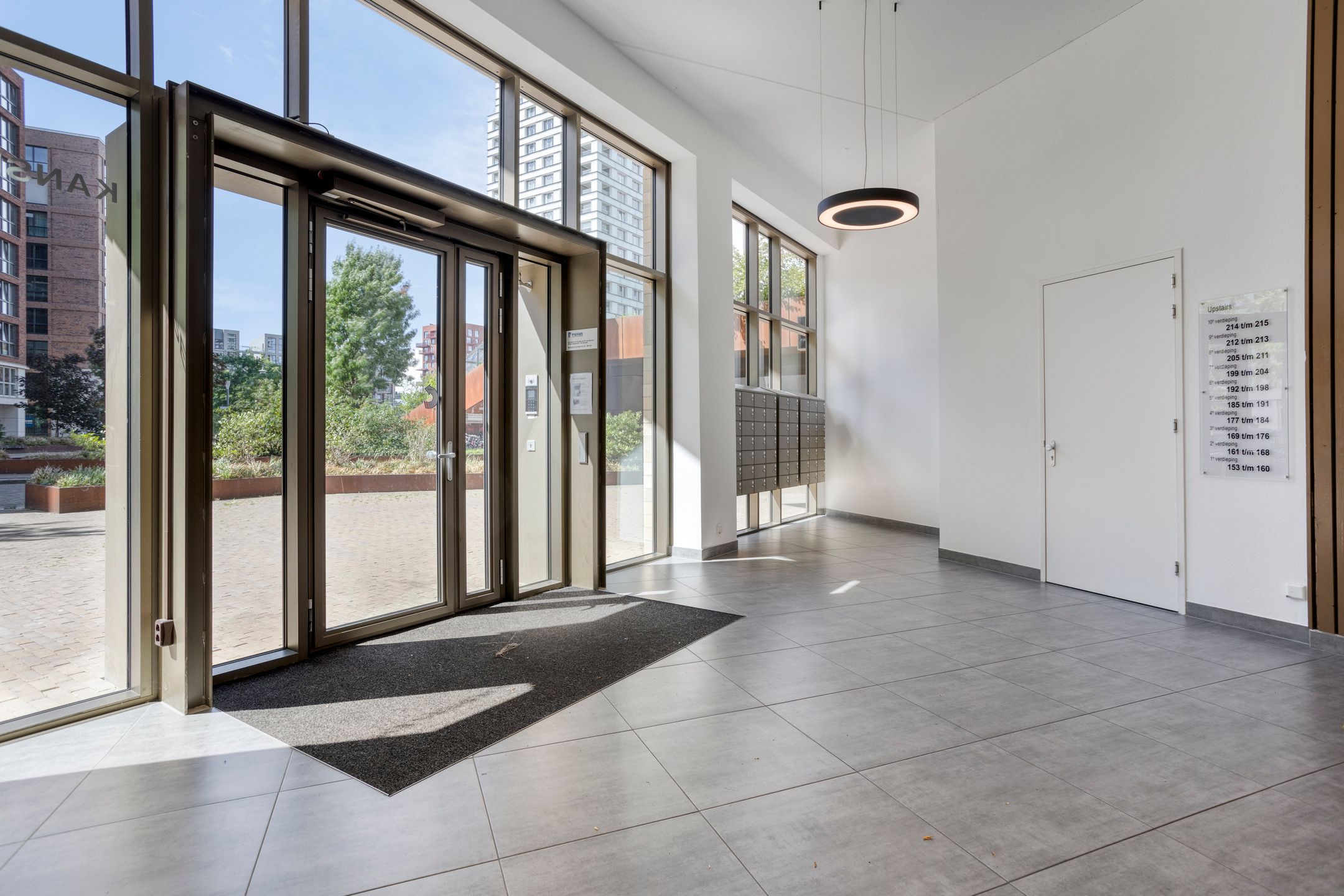 Foto 9 van Kanseliersplein 183