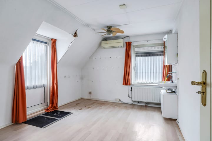 Photo 94 of Pastoor Jacobsstraat 34-B