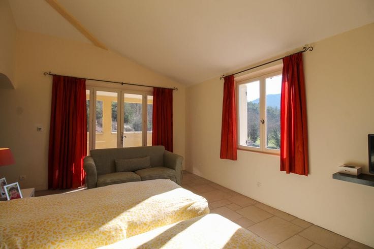 Foto 16 van 55 Les Cantarelles