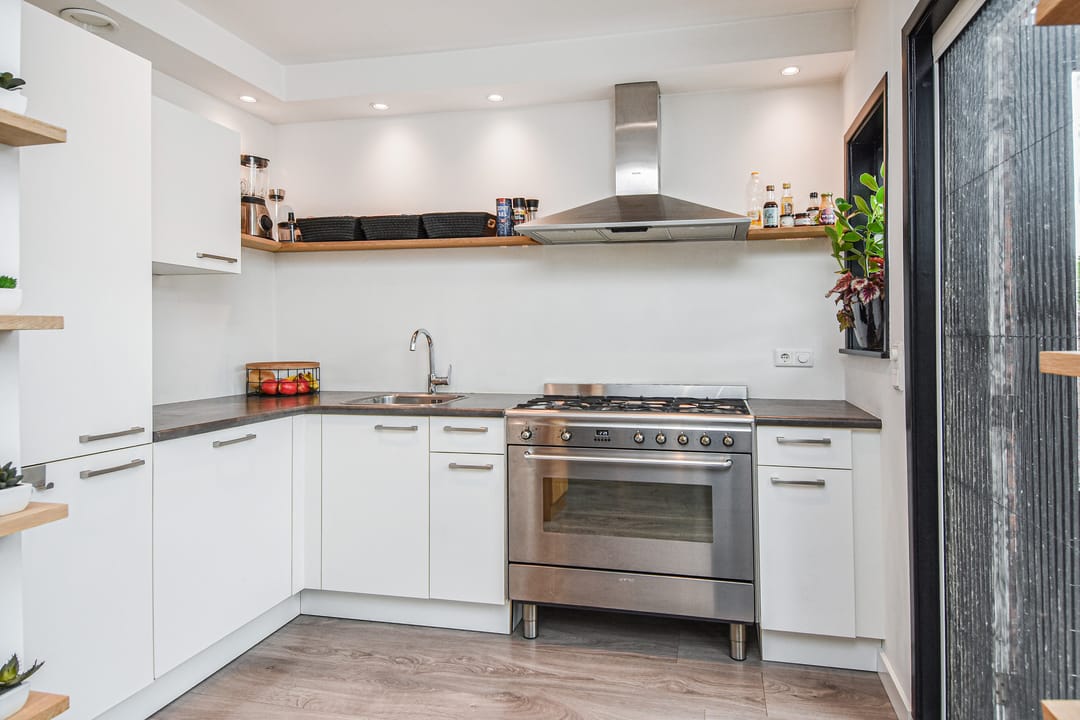 Foto 16 van van Baerlestraat 35