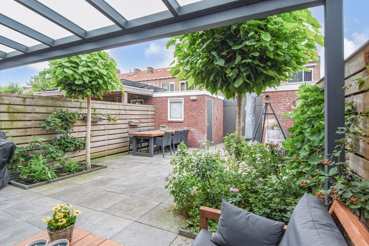 Foto 32 van van Baerlestraat 35