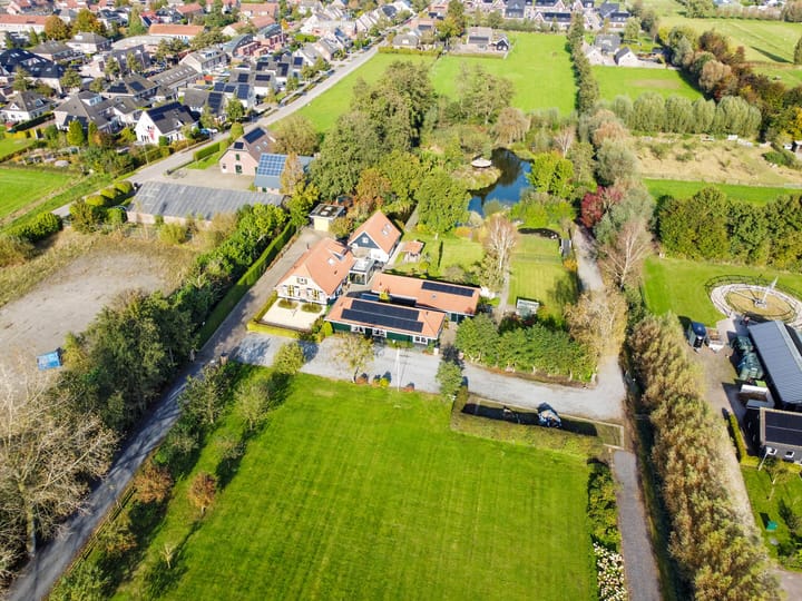 Photo 32 of Hofweg 5