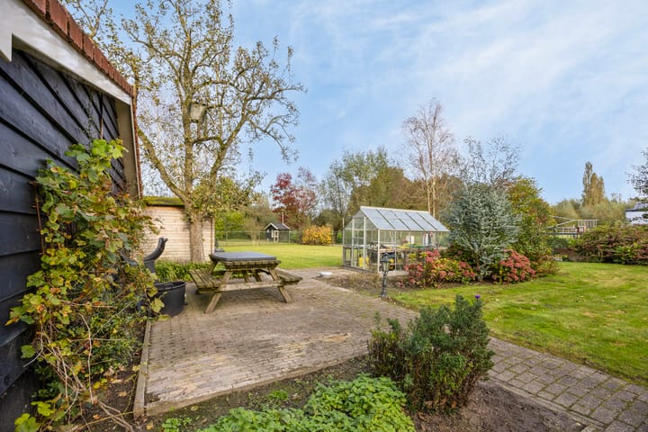 Photo 40 of Hofweg 5